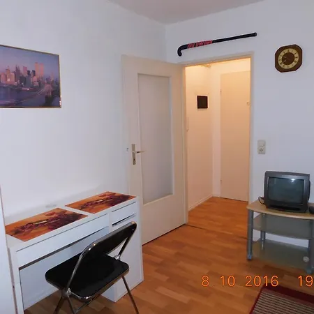 Apartment Frankfurt Near European Central Bank *